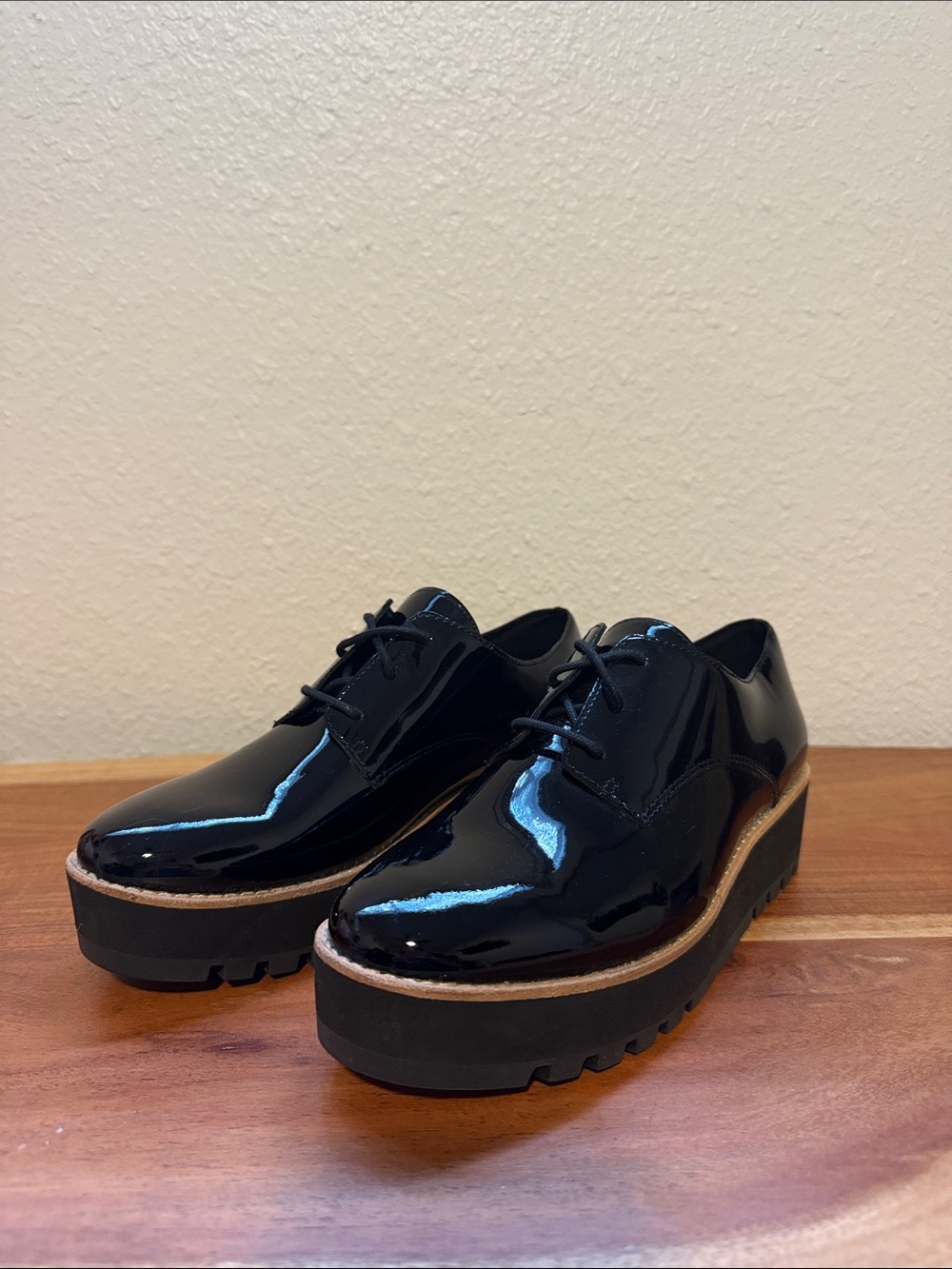 Eileen Fisher Black Patent Leather Platform Oxfords